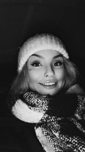 Anni profiilikuva